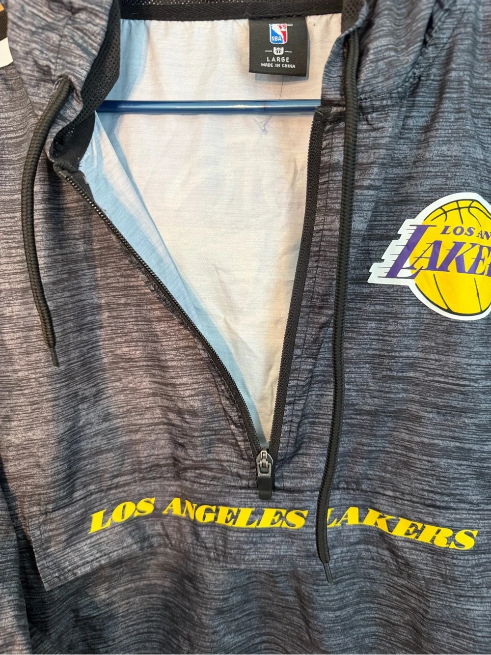 NBA LA Lakers Lightweight Windbreaker Men's Sz Large, Like New Sporty